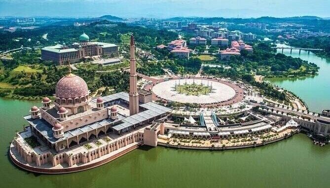 Read more about the article 8 Hotel Menarik & Terbaik Di Putrajaya