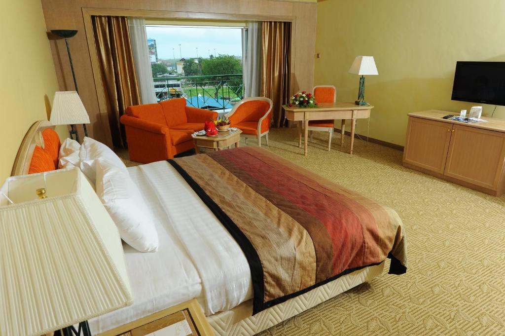 Grand Darul Makmur Hotel Kuantan Room